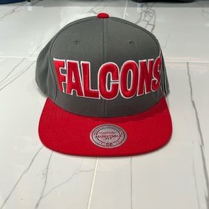NFL falcons hat|white tag on the inside is a little pink/redish